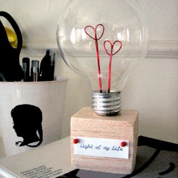 Make a valentine lightbulb.jpg