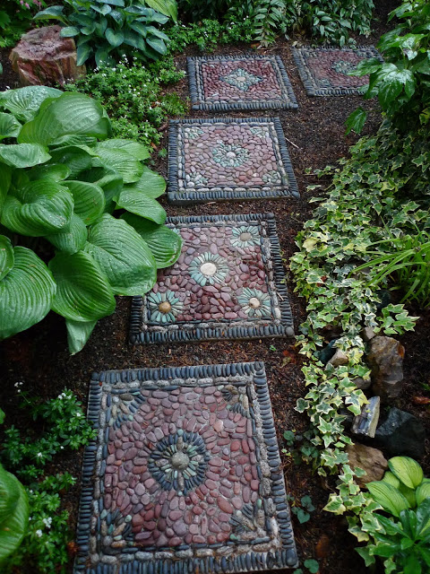 Make beautiful stepping stones that will give your garden a unique and unexpected focal point.jpg