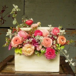 Creative and beautiful box flower arrangement home decor ideas 19.jpg