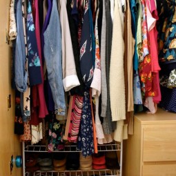 How to organize a small closet15.jpg