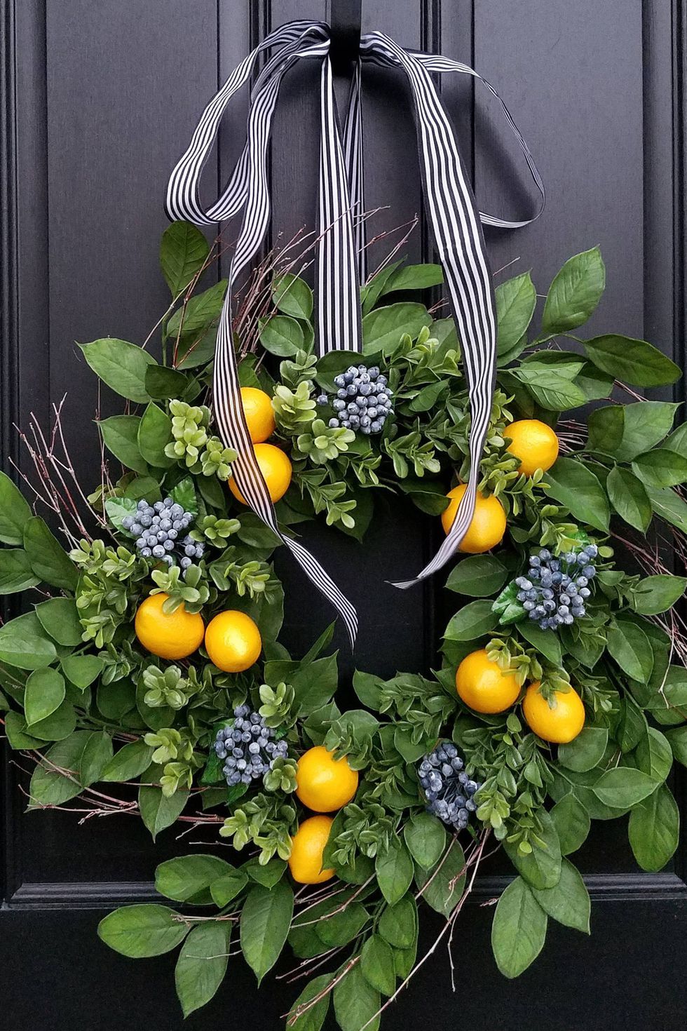 Lemon spring wreath 1520974446.jpg