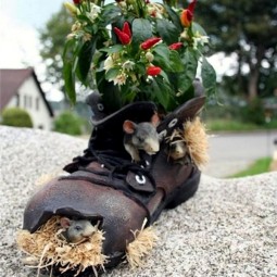 Plantar old shoes again ideas for home garden planters 20 556.jpeg