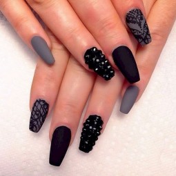 22 black nail designs that range from elegant to edgy 07.jpg