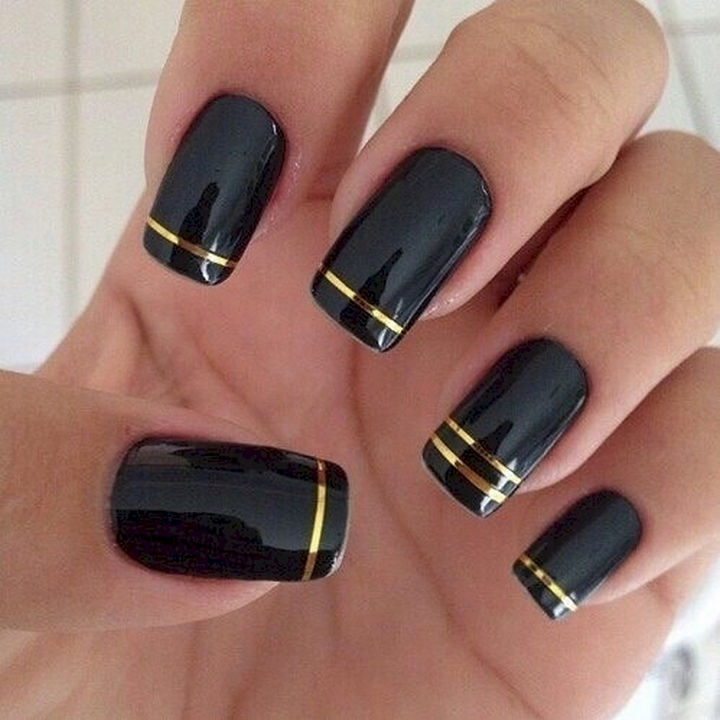 22 black nail designs that range from elegant to edgy 10.jpg