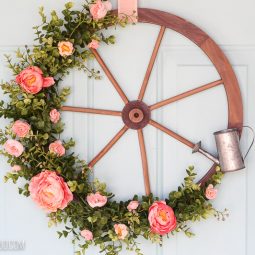 Farmhouse wagon wheel wreath 5555 2.jpg