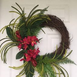 Tropical wreath.jpg