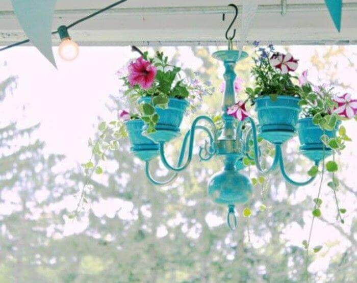 02 outdoor hanging planter ideas homebnc.jpg