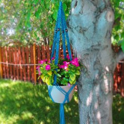 11 outdoor hanging planter ideas homebnc.jpg