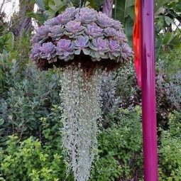 17 outdoor hanging planter ideas homebnc.jpg