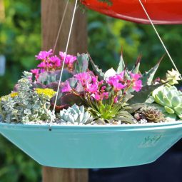 40 outdoor hanging planter ideas homebnc.jpg