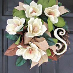 Creative summer wreath ideas for front door 29.jpg