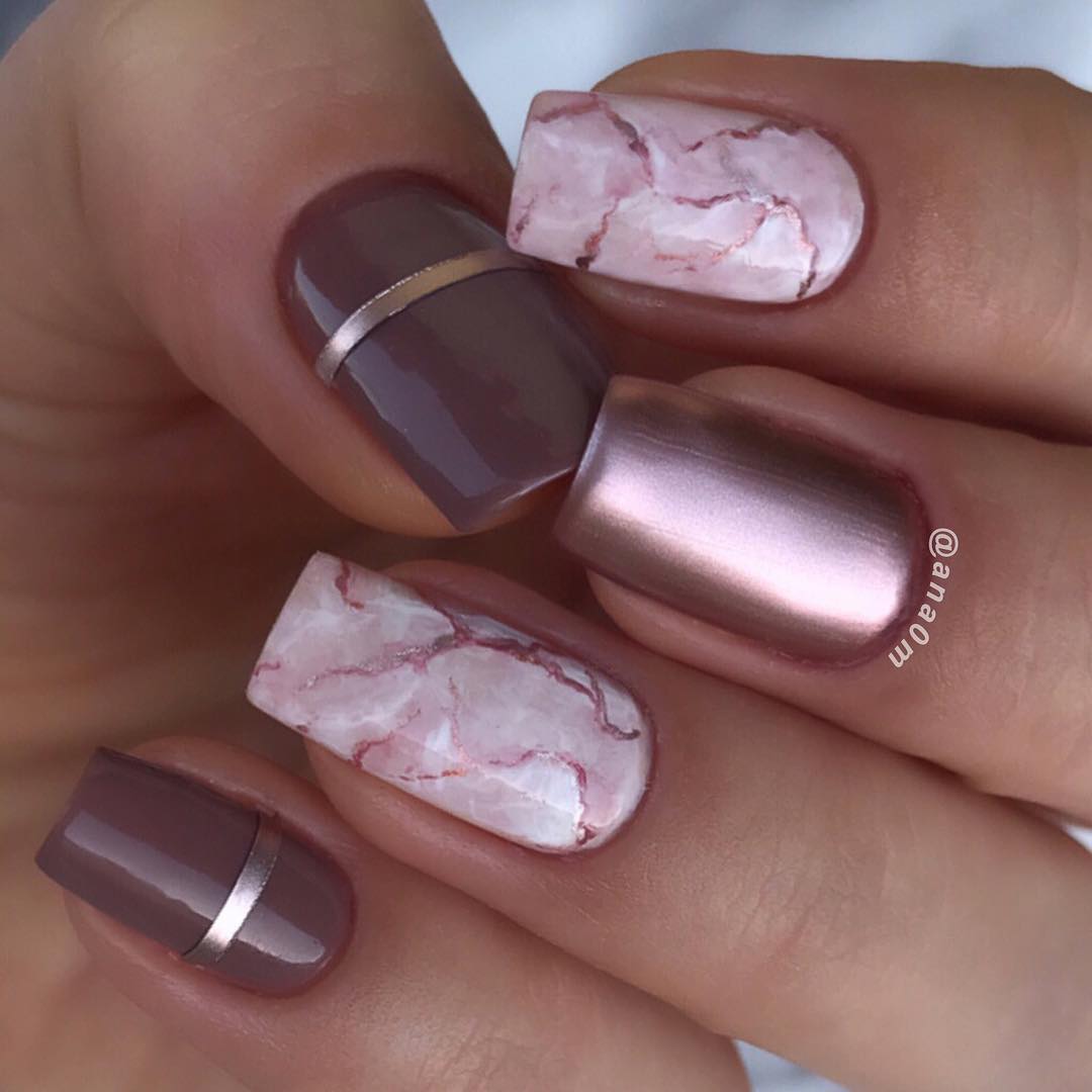 Ice and marble matte color nails @ana0m.jpg