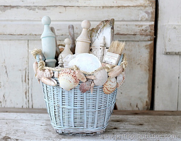 Decorate with seashells petticoat junktion craft project_thumb.jpg