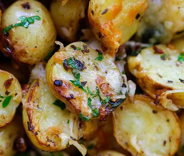 Italian roasted potatoes3.jpg