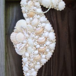 21 sea shell projects to consider on your next walk by the beach 10.jpg