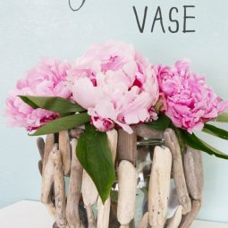 Driftwood flower vase.jpg