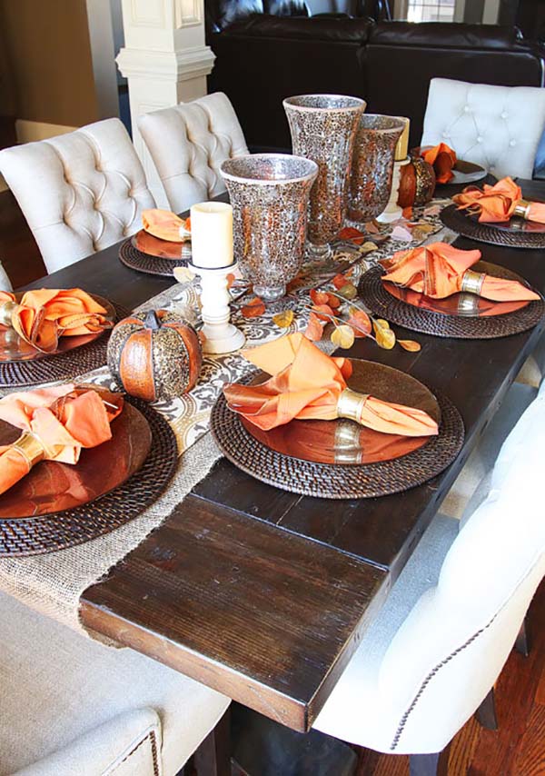 Welcoming fall table decorating ideas 05 1 kindesign.jpg