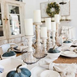 Welcoming fall table decorating ideas 11 1 kindesign.jpg