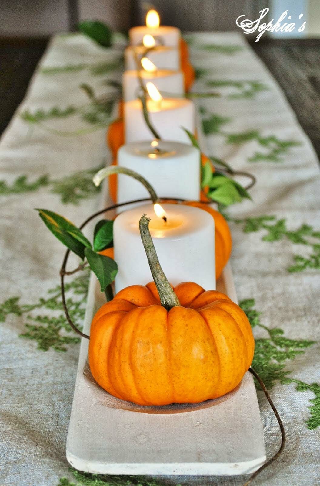 Welcoming fall table decorating ideas 20 1 kindesign.jpg