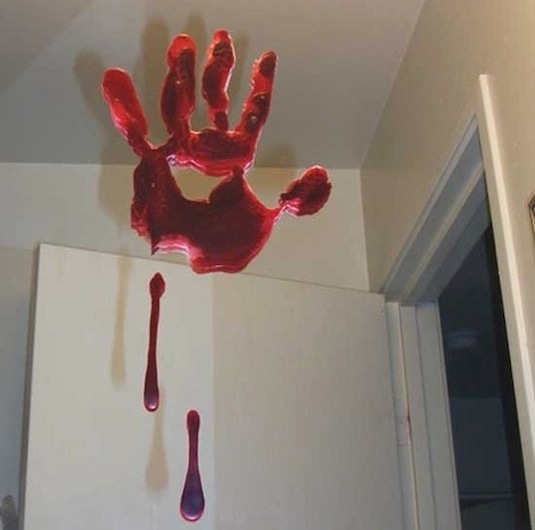 16 easy but awesome homemade halloween decorations2.jpg