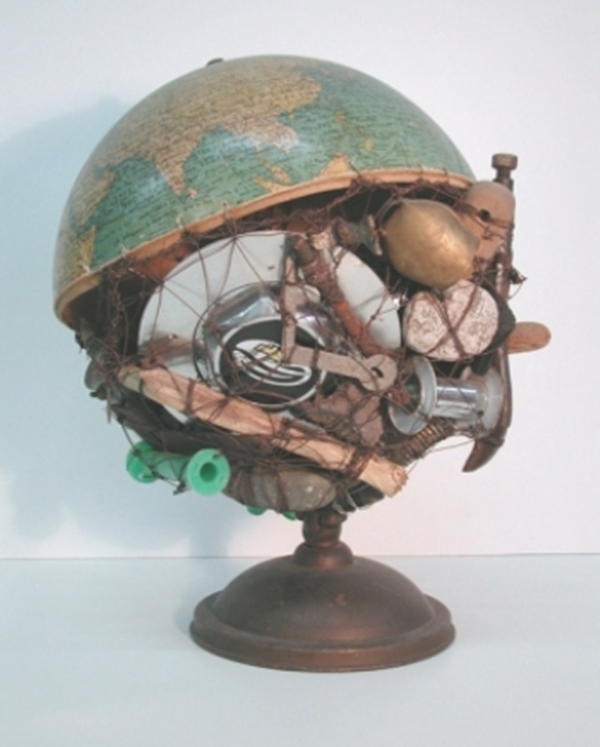 40 useful globe art projects to restore old globes 19.jpg
