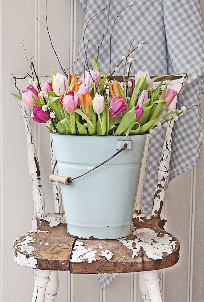 25 the pain of spring decorating ideas_200.jpg