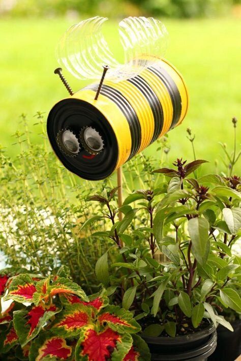 Beehiveshoppe.com_.jpg