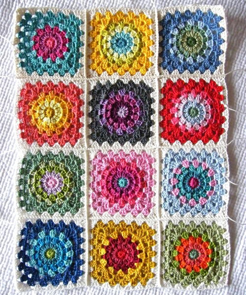 Color wheel granny squares new1_large500_id 2268644.jpg