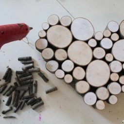 Wood slice heart valentine mantel mini sticks 1024x682.jpg
