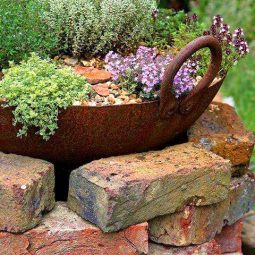 Garden decor brick flower bed.jpg