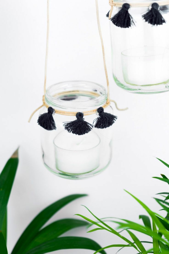 Teelichthalter mit quasten in schwarz lederband upcycling ideen zum selbermachen.jpg