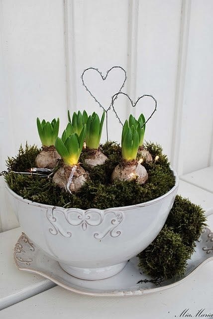Frühling-Tischdekoration selber machen
