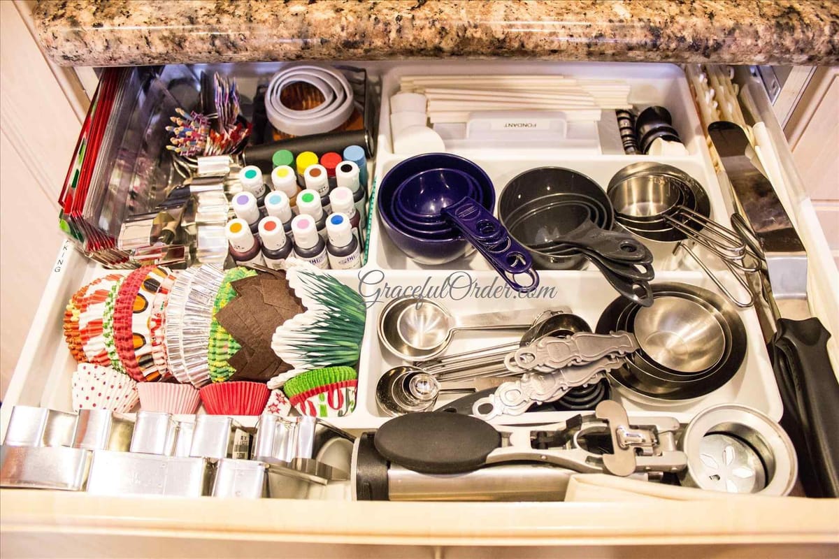 Praktische Organisationsideen für Backzubehör :)