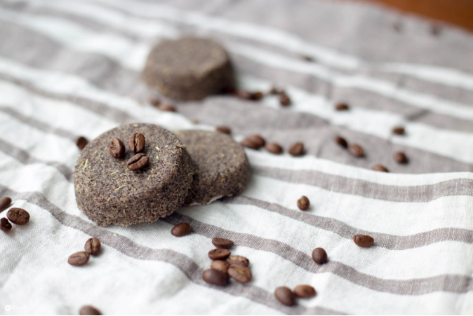 DIY Peeling Bars mit Kaffee und Sheabutter :)