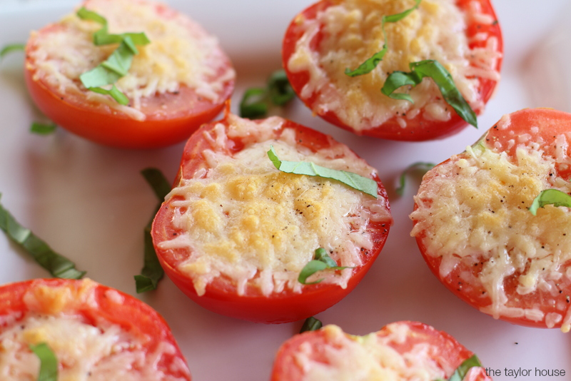 Gegrillte Tomaten mit Parmesan