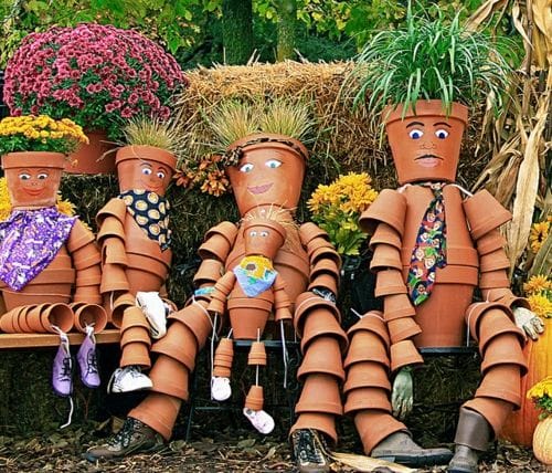 Nette Gartenfiguren aus Tontöpfen