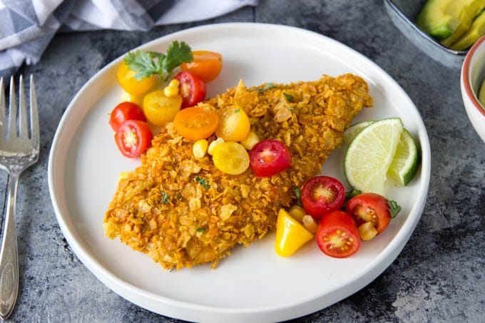 Schnitzel in Tortilla Chips Kruste