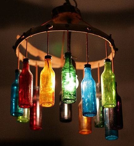 Glasflaschen in coole DIY Lampen umwandeln