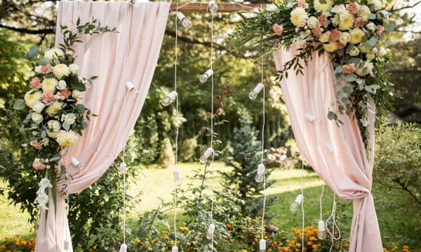 Hübsche Dekoideen für eine Hochzeit im Freien :)