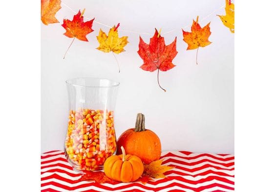 DIY Herbst – 10 wunderschöne Dekoideen mit Blättern!